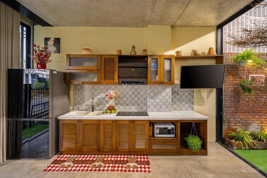 Chuyển nhượng căn villa 4 tầng mặt tiền đường phước trường 5, khu biển biển mỹ khê