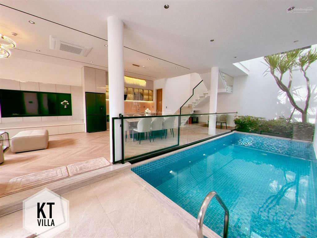 Bán villa nghỉ dưỡng cao cấp, cách biển mỹ khê 5 phút đi bộ. dòng tiền ròng 80tr/tháng.cạnh phố tây