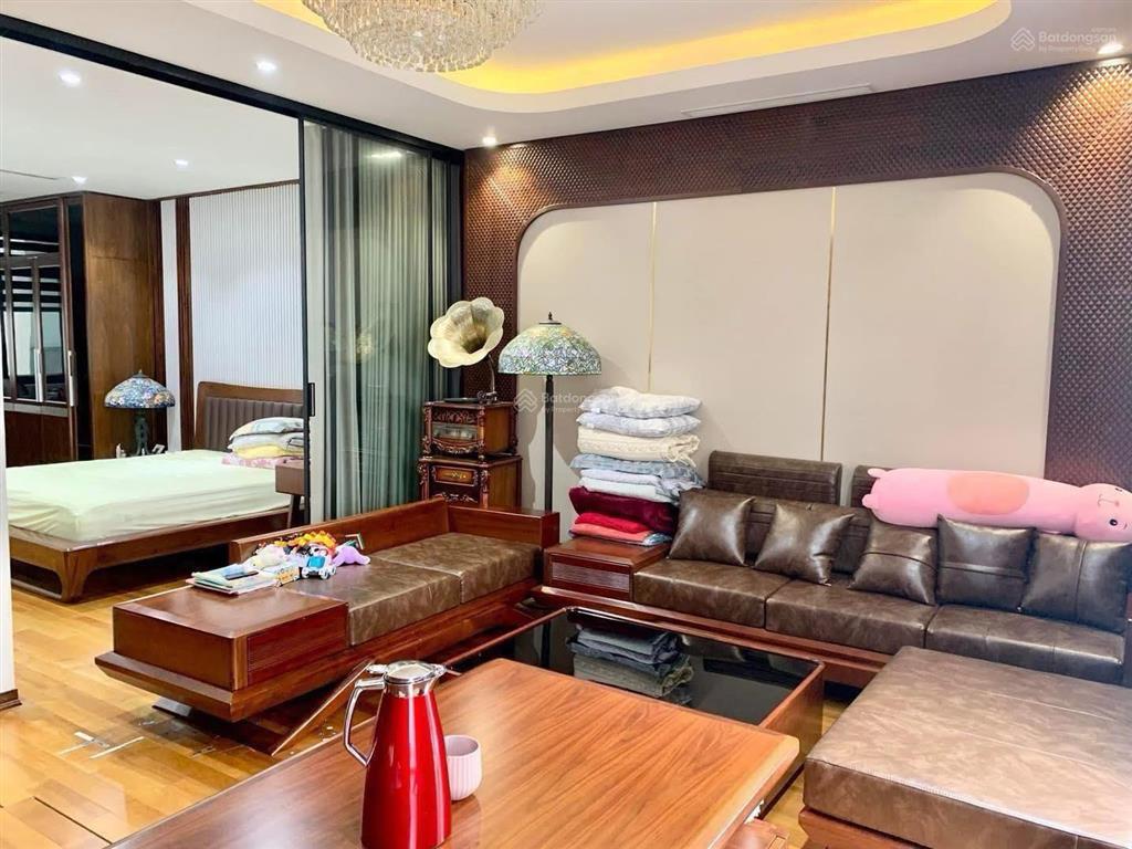 Người nhà cần bán biệt thự vinhome greenbay, dt150m2, 6 tầng thang máy, mặt tiền 7.3m. 0966 626 ***