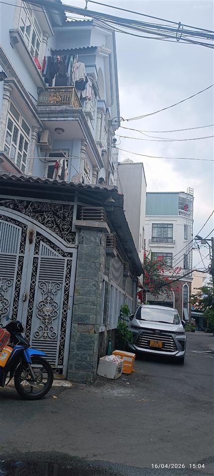 Bán nhà riêng tại 1180 quang trung, gò vấp, 13 tỷ, 104m2 giá siêu hời