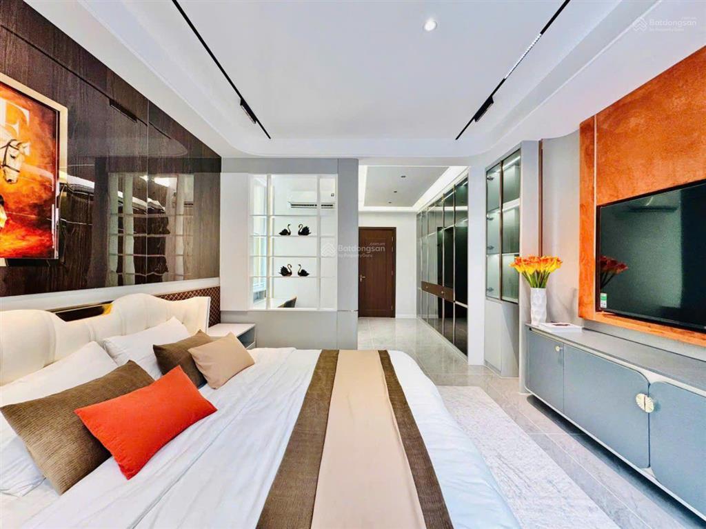 Bán nhà 5 tầng lầu hẻm xe hơi, đường số 5 gò vấp