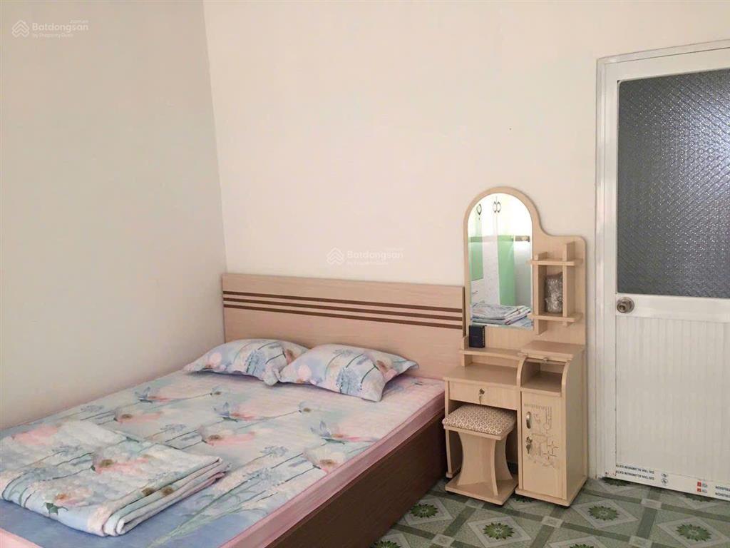 Bán nhà 2 lầu, đường thống nhất, gò vấp