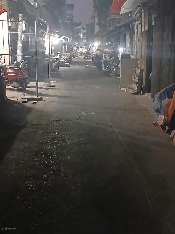Bán nhà mặt tiền chợ họ lê phú thọ hòa, tân phú.