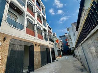 Nhà mới 100 % đẹp lung linh  h x h 7  hiệp thành. q 12.