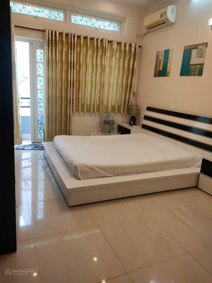 Mặt tiền hẻm 10 m trục thống nhất nguyễn văn lượng.