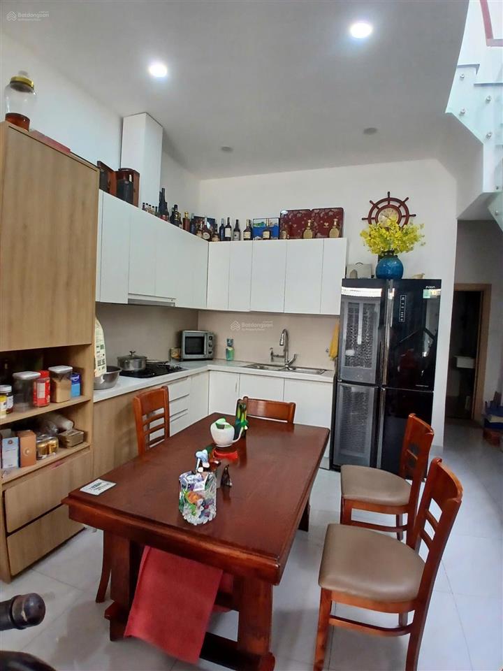Nhà đẹp nguyễn háo vĩnh  52m  2 tầng  hẻm 5m xe hơi đỗ cửa  ngay chợ tân hương  nở hậu tài lộc