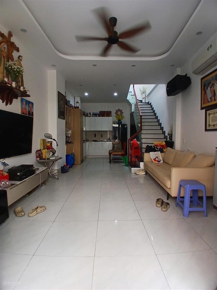Nhà đẹp nguyễn háo vĩnh  52m  2 tầng  hẻm 5m xe hơi đỗ cửa  ngay chợ tân hương  nở hậu tài lộc