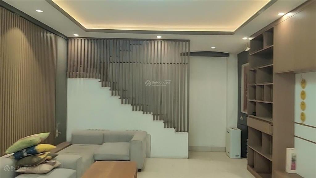 Chủ gấp bán nhà đẹp. thiết kế sang tone gổ. gò vấp