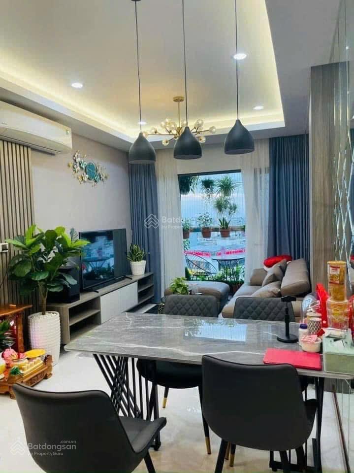 Chủ vừa gửi bán cc 3pn, 2wc, 82m2 tại res green tower, giá ưu đãi 5,2 tỷ vnd