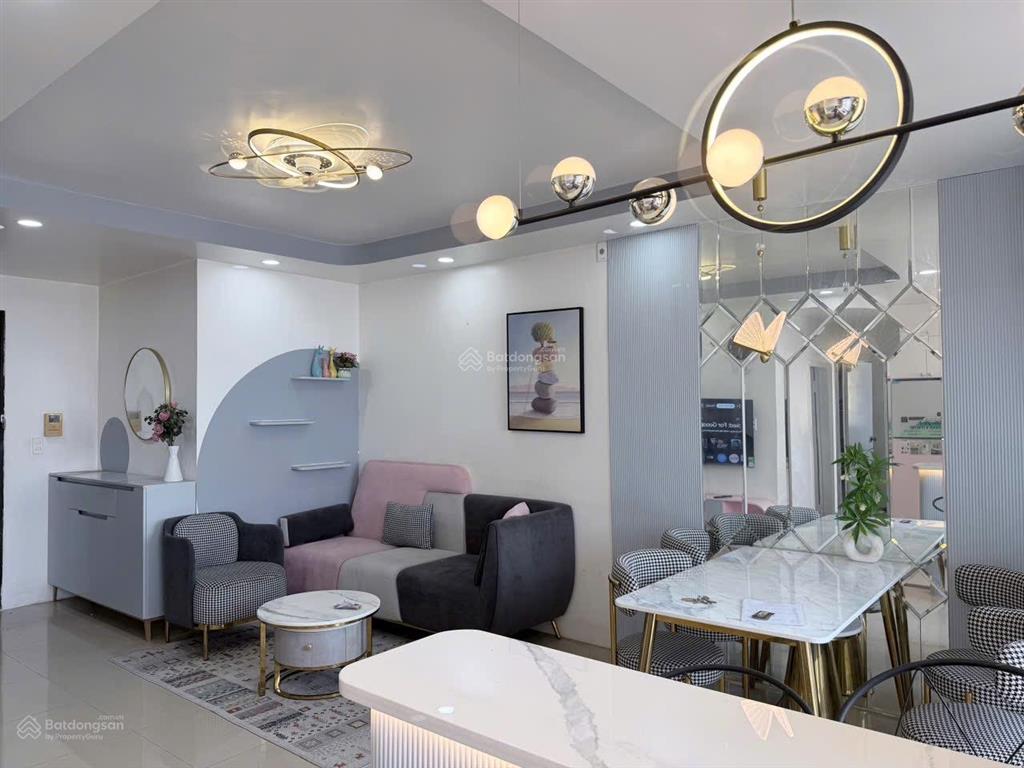 Bán căn hộ cc oriental plaza  75m2 , 2pn2wc, 685 âu cơ, 4 tỷ 75
