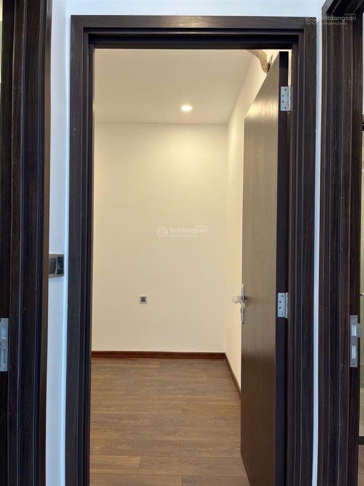 Bán cc res green tower, giá tốt, view đẹp, 4,15 tỷ, 60m2, 2pn, 2wc, tân phú, hcm
