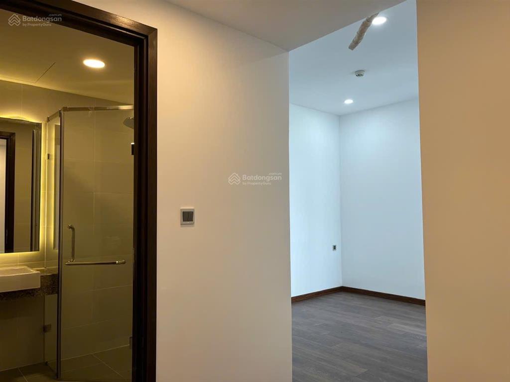 Bán cc res green tower, giá tốt, view đẹp, 4,15 tỷ, 60m2, 2pn, 2wc, tân phú, hcm
