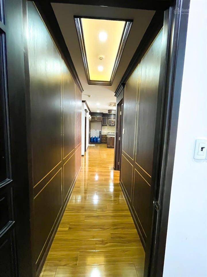 Bán cc khải hoàn tại q11, 4 tỉ 85 , 105m2 2pn2wc, full nội thất.