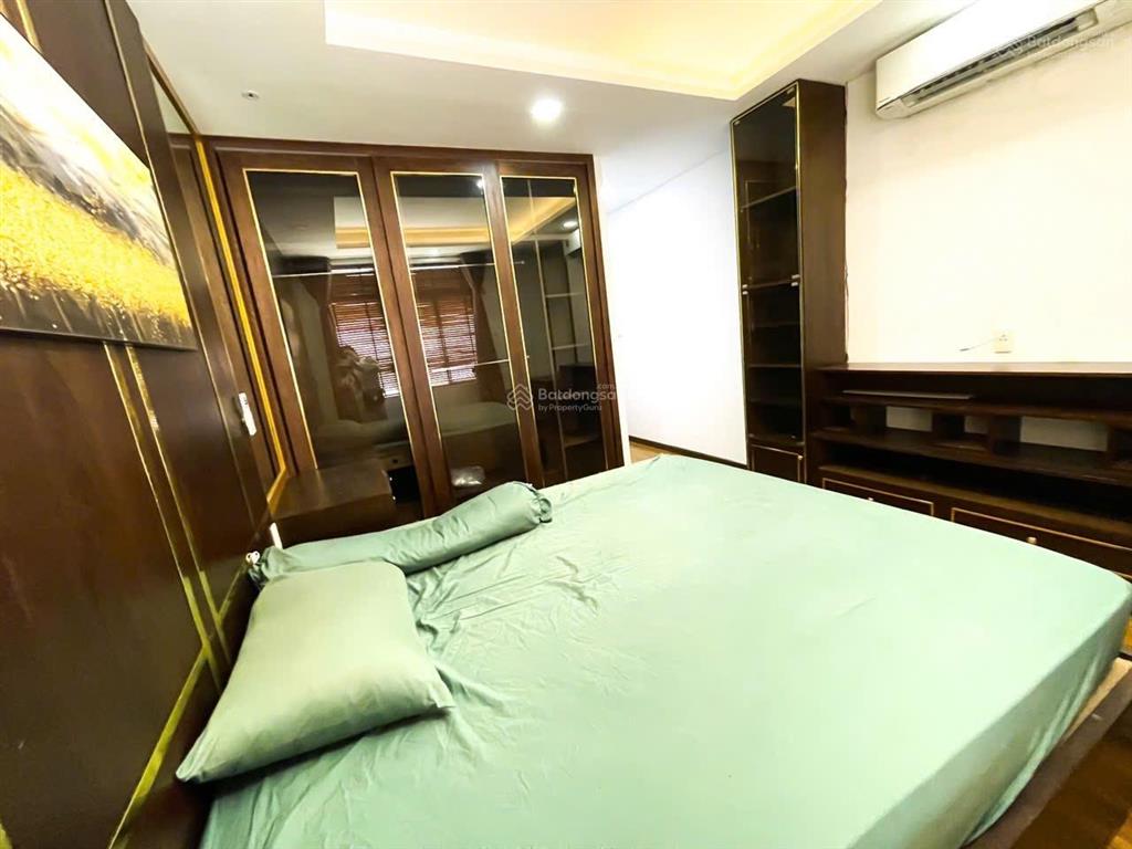Bán cc khải hoàn tại q11, 4 tỉ 85 , 105m2 2pn2wc, full nội thất.