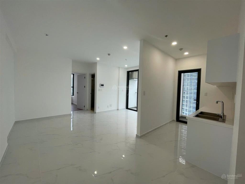 Bán căn hộ góc lớn d'lusso nguyễn thị định, 79m2, 2pn, 2 ban công, tầng trung, giá 6,5 tỷ