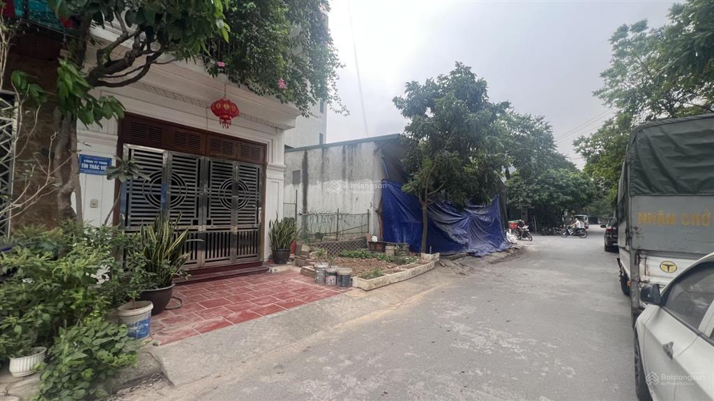 Bán nhà 6 tầng dịch vụ la dương  sát cạnh aeon mall hà đông