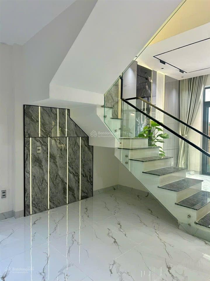 Nhà đẹp full nội thất ( mặt tiền ) dương đức hiền, phường hoà minh