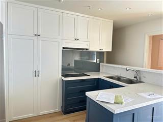 Chủ nhà thiện chí bán chcc scenic valley 2, dt 77m2, tk 2pn, 2wc, ntcc, lầu cao, giá bán 7,7 tỷ