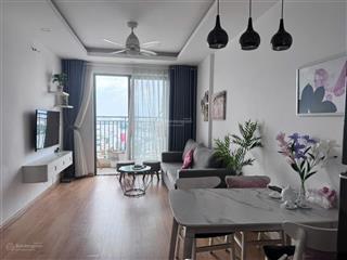 Tôi cần bán căn hộ cc thủy lợi 84m22pn giá 5,1 tỷ. sổ hồng.  0984 826 *** thanh tú