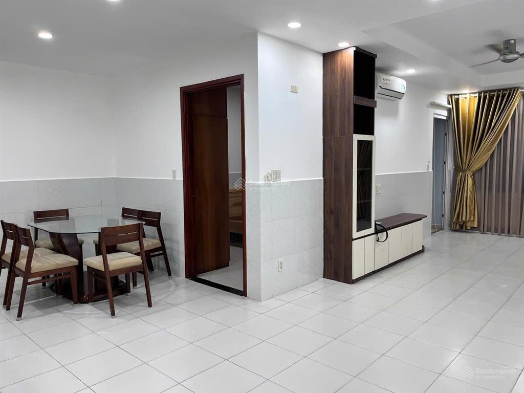 Tôi cần bán ch morning star 3pn 5.6 tỷ.  0932 092 *** thanh