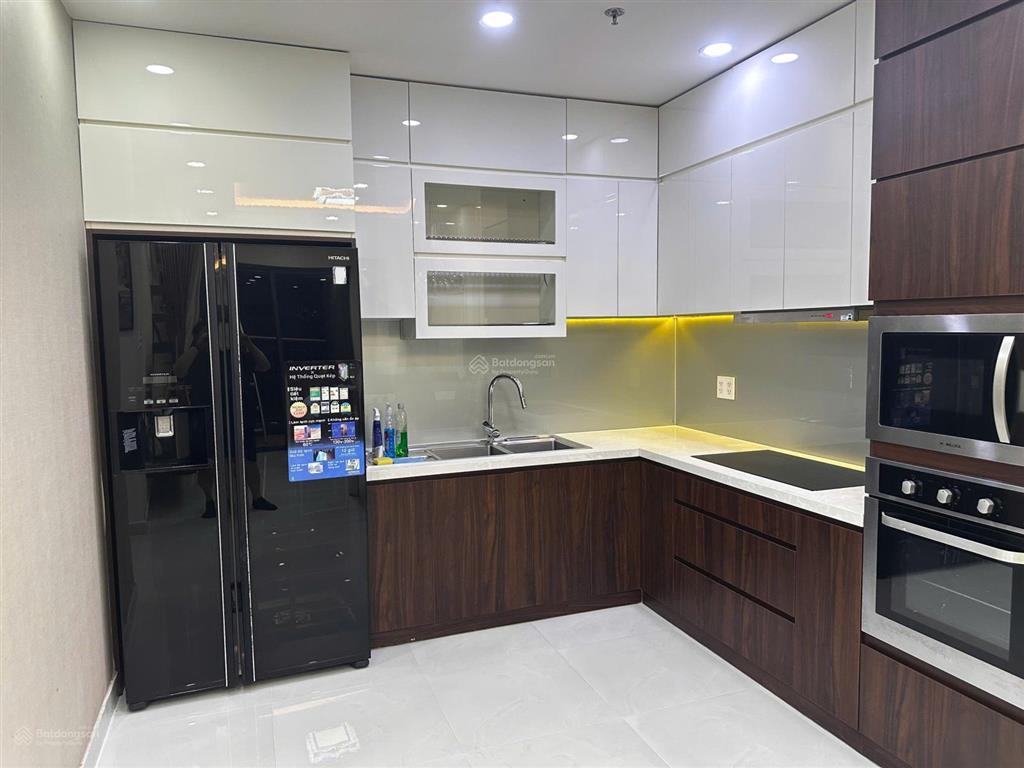 Bán căn hộ cc wilton tower 2pn = 6,3 tỷ.  0932 092 *** thanh