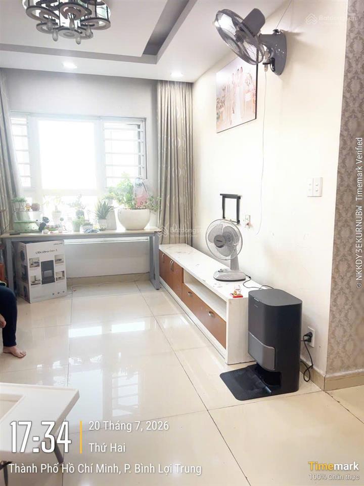 Bán ch chung cư saigonres plaza 3pn, 81.1m2=5.8 tỷ,  0932 092 *** thanh