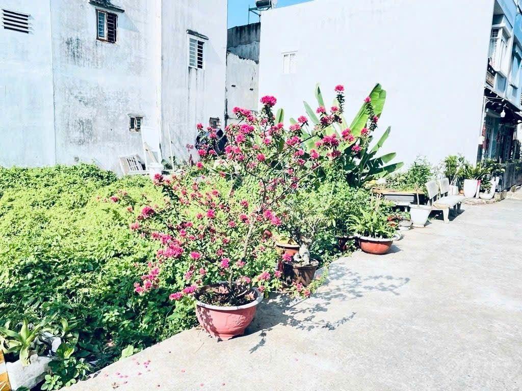 Đất đẹp nở hậu xây dựng cao tầng không quy hoạch huỳnh tấn phát q7