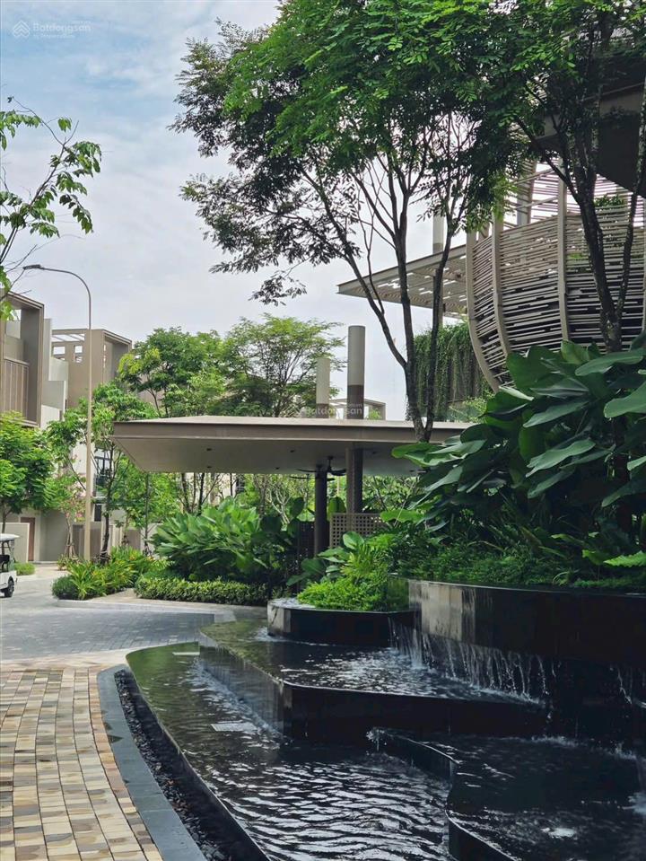Một căn villa song lập duy nhất gần clubhouse  dự án the orchard capitaland