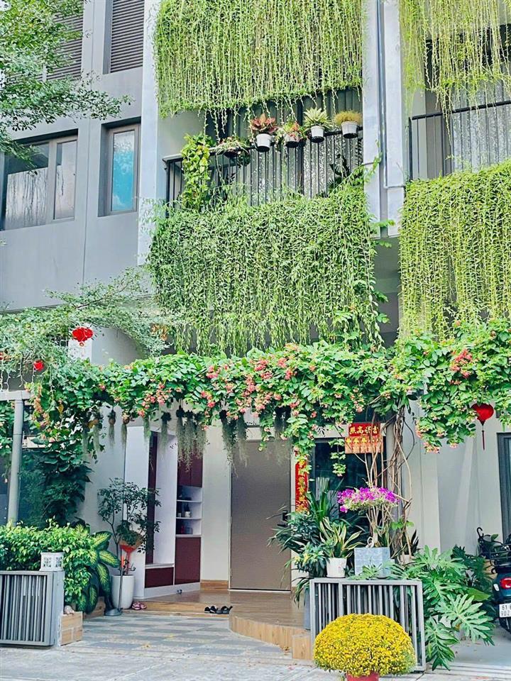 Chủ nhà cần bán gấp căn duy nhất vuông vức 100m2 đẹp tại the standard bình dương cdt an gia