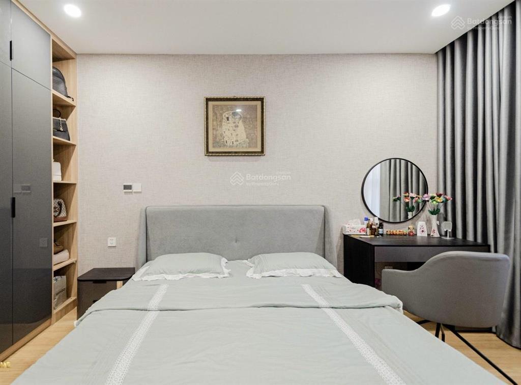 (căn mới) chính chủ tin tưởng gửi bán căn hộ 2pn 69m2, giá 6.39tỷ tại sky central  176 định công