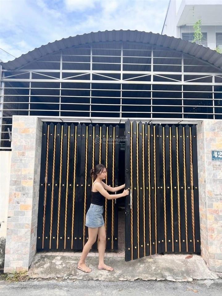 Bán nhà sát lê văn việt tại 42 đường số 2, hơn 69 triệu/ m2 , 124m2, giá 8,6 tỷ tôi chính chủ