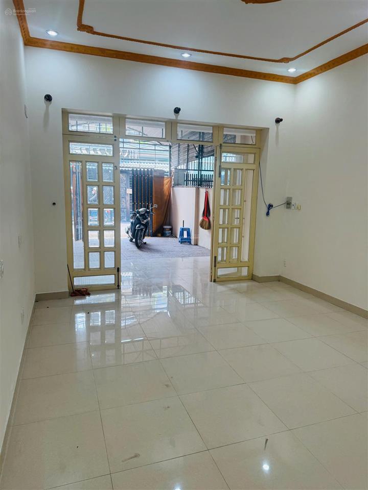 Bán nhà sát lê văn việt tại 42 đường số 2, hơn 69 triệu/ m2 , 124m2, giá 8,6 tỷ tôi chính chủ