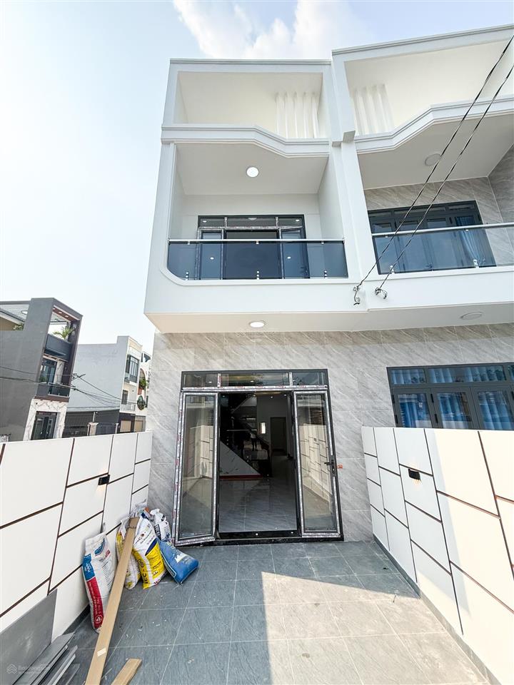 Bán nhà 1t1l (sổ hoàn công). dt 116m , đường 8m  kdc hoàng minh chánh p. hoá an. giá chỉ 4,1 tỷ