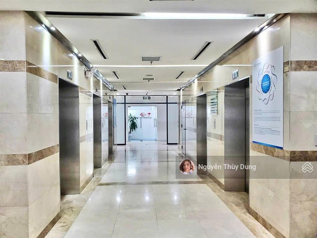 Bql cho thuê văn phòng giá tốt, 220.000 đ/m2/th, dt 1000m2 có cắt lẻ tại toà cmc tower 11 duy tân