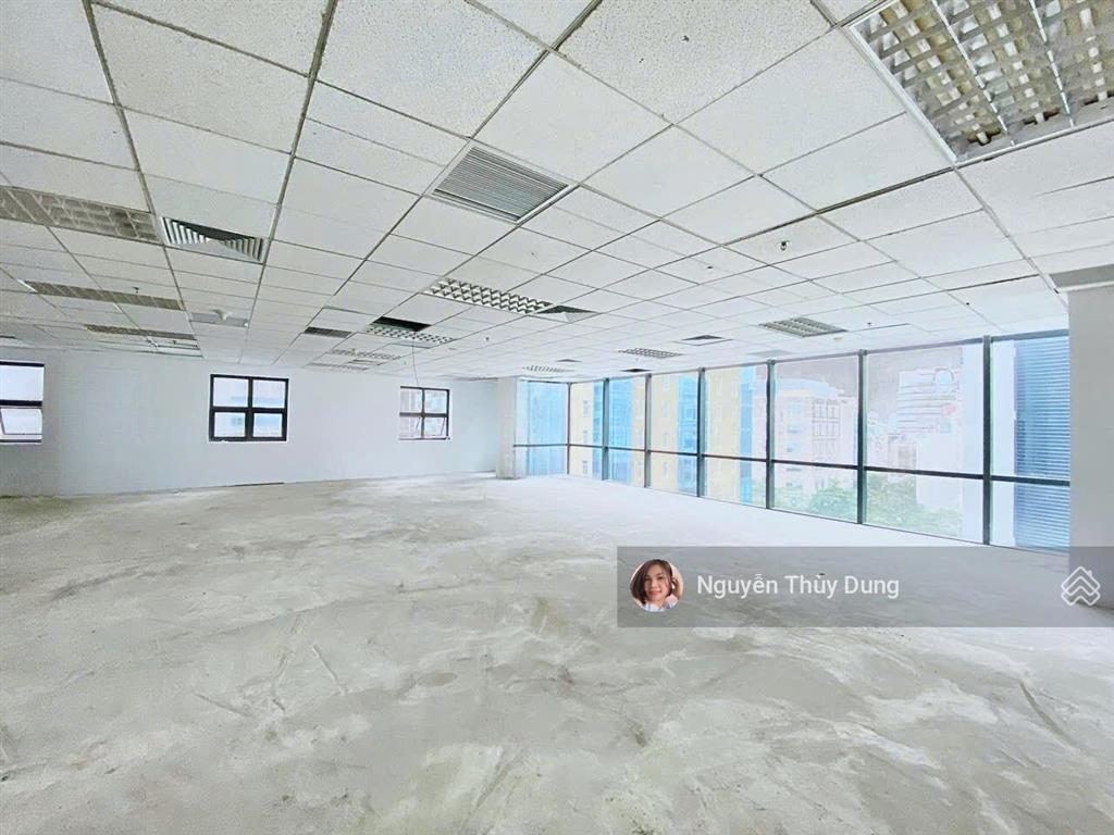 Bql cho thuê văn phòng giá tốt, 220.000 đ/m2/th, dt 1000m2 có cắt lẻ tại toà cmc tower 11 duy tân