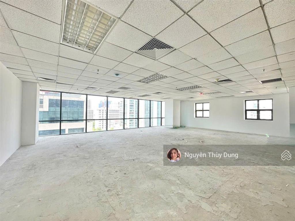 Bql cho thuê văn phòng giá tốt, 220.000 đ/m2/th, dt 1000m2 có cắt lẻ tại toà cmc tower 11 duy tân