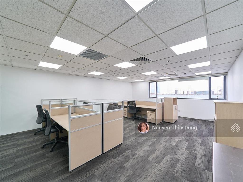 Cho thuê văn phòng toà th duy tân, cầu giấy. dt 590m2 có cắt nhỏ, giá chỉ từ 210.000 đ/m2