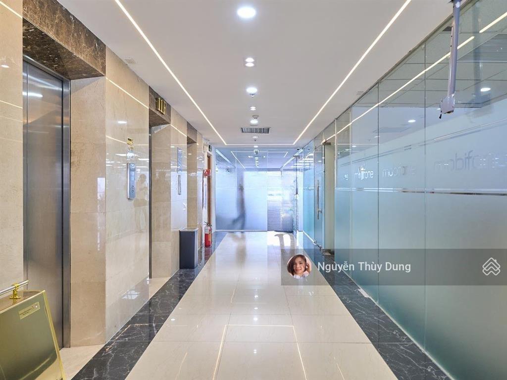 Cho thuê văn phòng toà th duy tân, cầu giấy. dt 590m2 có cắt nhỏ, giá chỉ từ 210.000 đ/m2