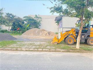 Bán đất tại gia tròn 2, 4,6 tỷ, 100m2, uy tín giá tốt