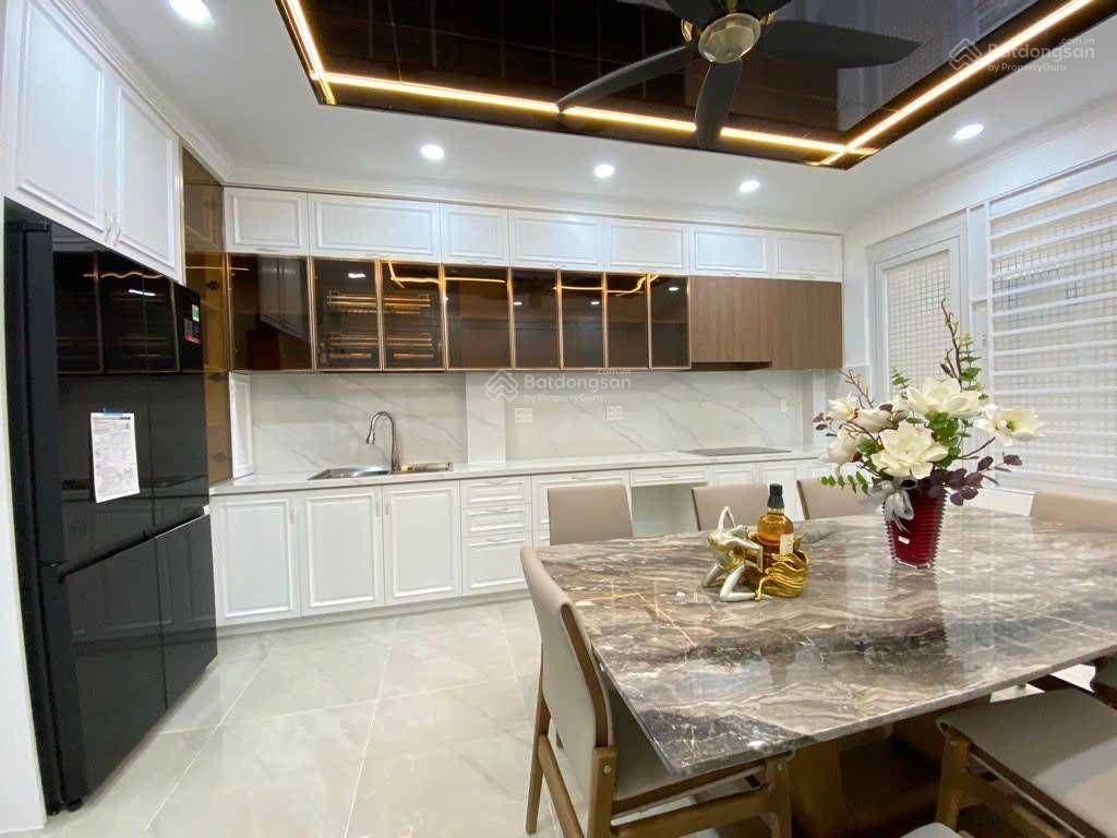 Bán nhà mặt tiền khu cao lỗ, ( 6m x 20m), 4 tầng, quận 8