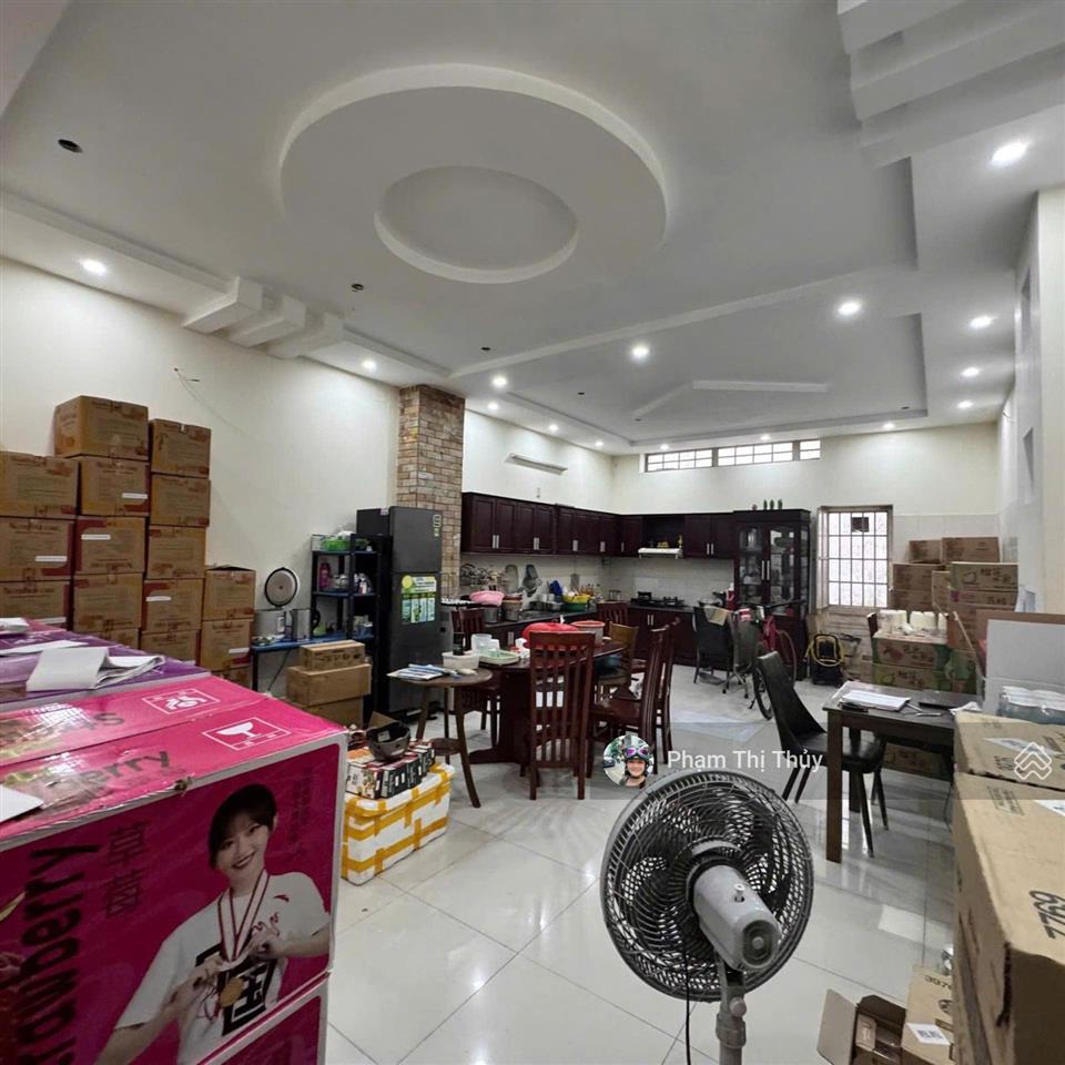 Cần bán nhanh nhà 2 tầng đường lý nhân tông, mặt tiền hải châu, 93m2 giá 11.5 tỷ