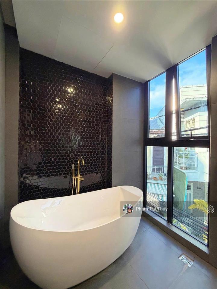 Nhà 4 tầng lê duẩn luxury hiện đại, cách cầu sông hàn chưa đầy 1km, giá 5.95 tỷ