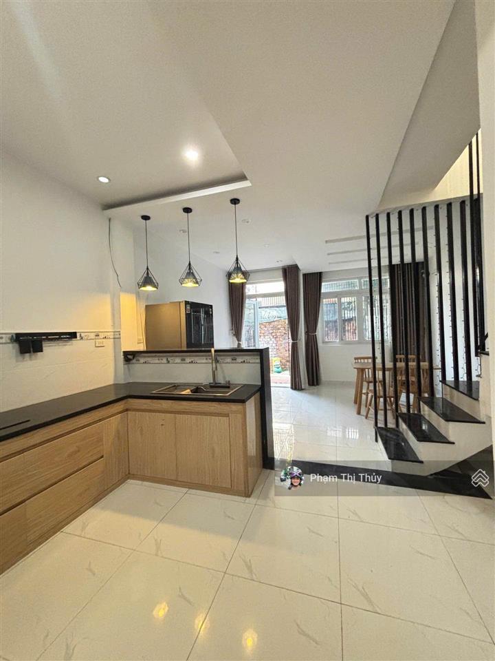 Chủ nhà cần nhượng lại căn nhà đẹp 2 tầng tại nguyễn phước nguyên, cách mặt tiền 60m, giá 3.46 tỷ