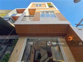 Bán nhà 3 tầng đẹp full nội thất, kiệt 3m núi thành  hoà cường  trung tâm hải châu
