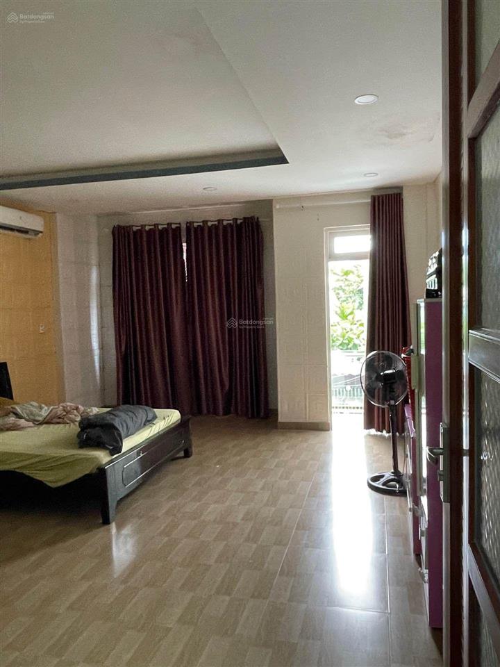 Nhà 2 tầng ngay chợ hòa xuân giá hời khu vực