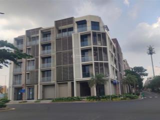 Cho thuê căn góc đẹp ngay chân 12 tòa chung cư, gần nhạc nước tại the global city  0963 829 ***