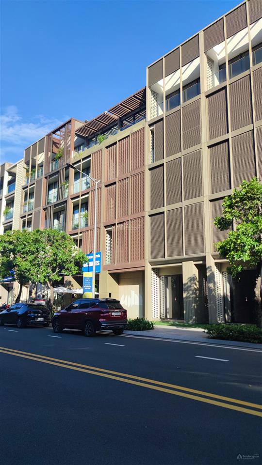 Cho thuê shophouse soho the global city, đường trục chính 20m, gần nhạc nước, sẵn thang máy