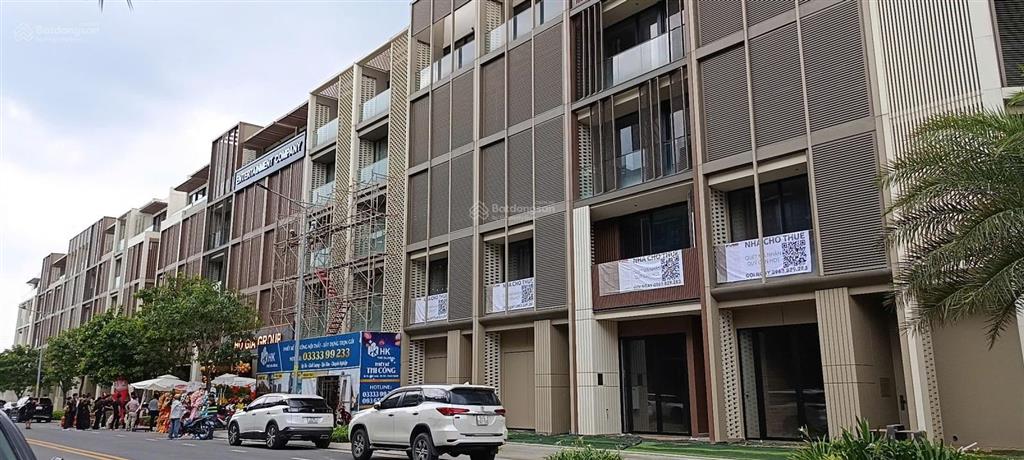 Cần cho thuê gấp 4 căn liền nhau mặt tiền 20m tại trục n2 the global city  mr. đặng 0963 829 ***