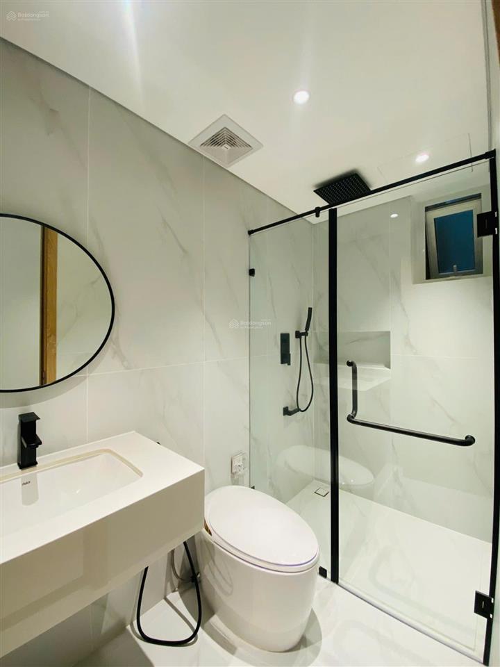 Hiếm palm residence  nhà phố 6x17m vừa hoàn thiện full nội thất mới, compound  70tr/tháng
