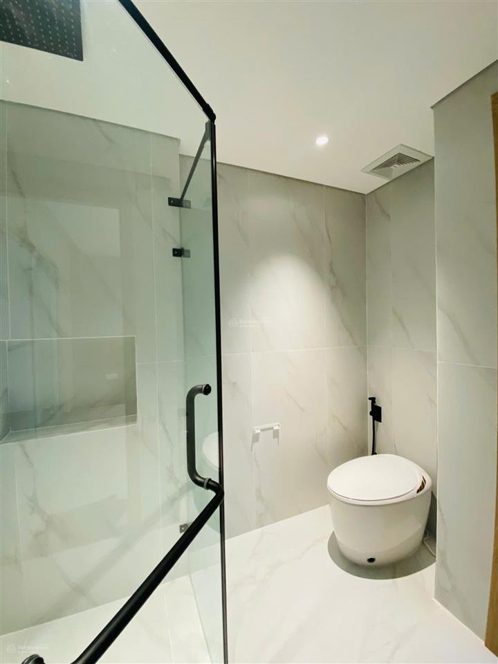 Hiếm palm residence  nhà phố 6x17m vừa hoàn thiện full nội thất mới, compound  70tr/tháng